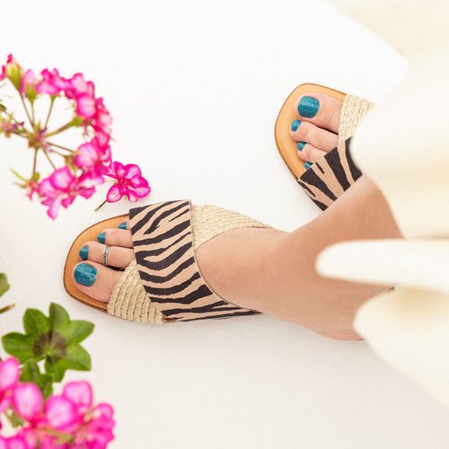 Sandália de pele estampado zebra- Made in Spain