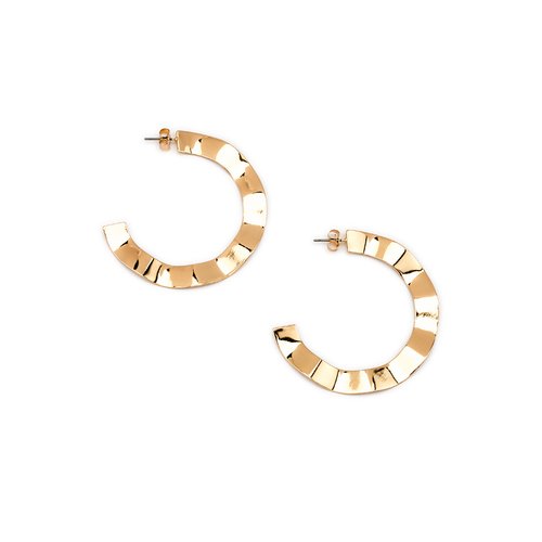 Set di orecchini a cerchio combinato dorato e tartariga